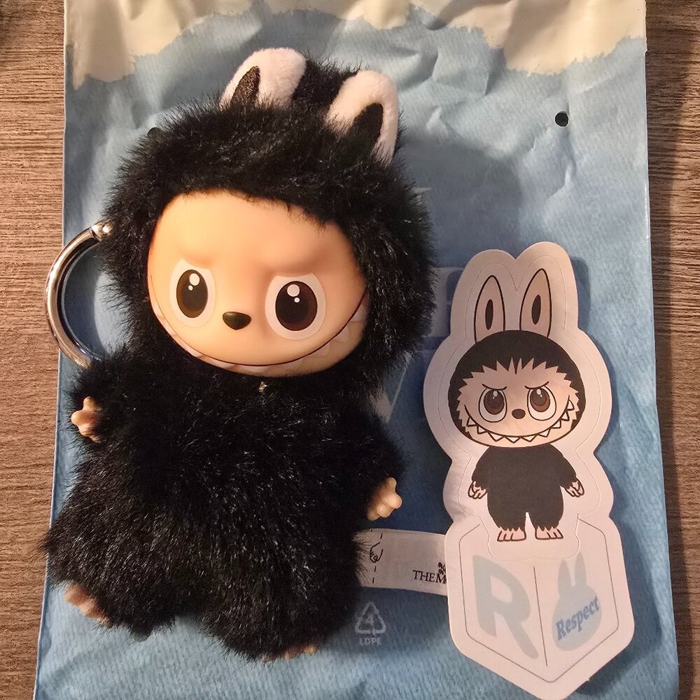 Pin for Love Labubu - R